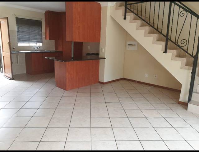 2 BEDROOM TOWNHOUSE SOLD IN ANNLIN
